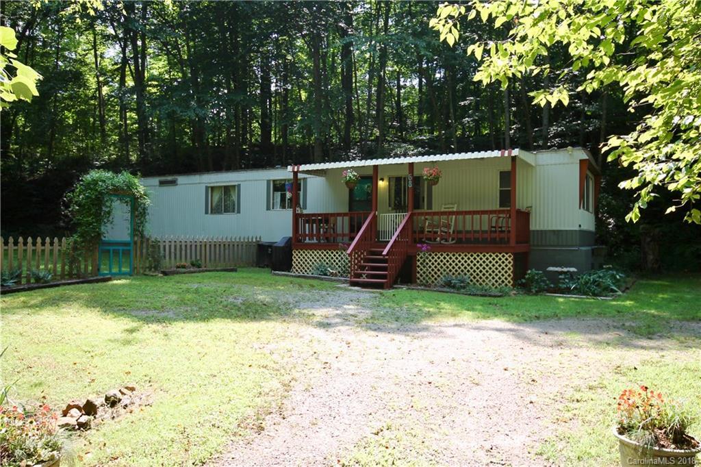 68 Indian Hill Dr., Leicester, NC 28748