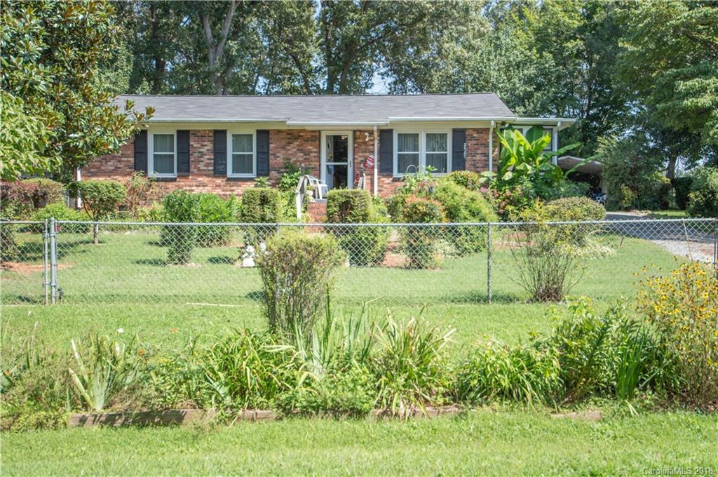 2427 Abernathy Ave., Statesville, NC 28625