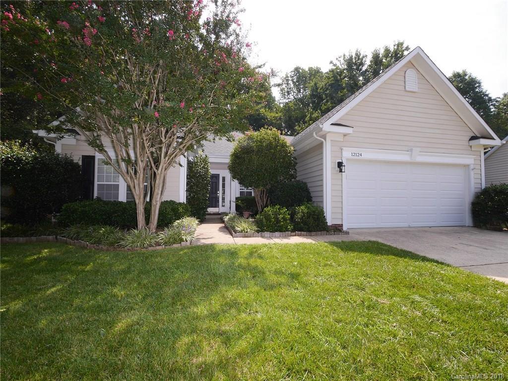 12124 Robins Nest Ln., Charlotte, NC 28269