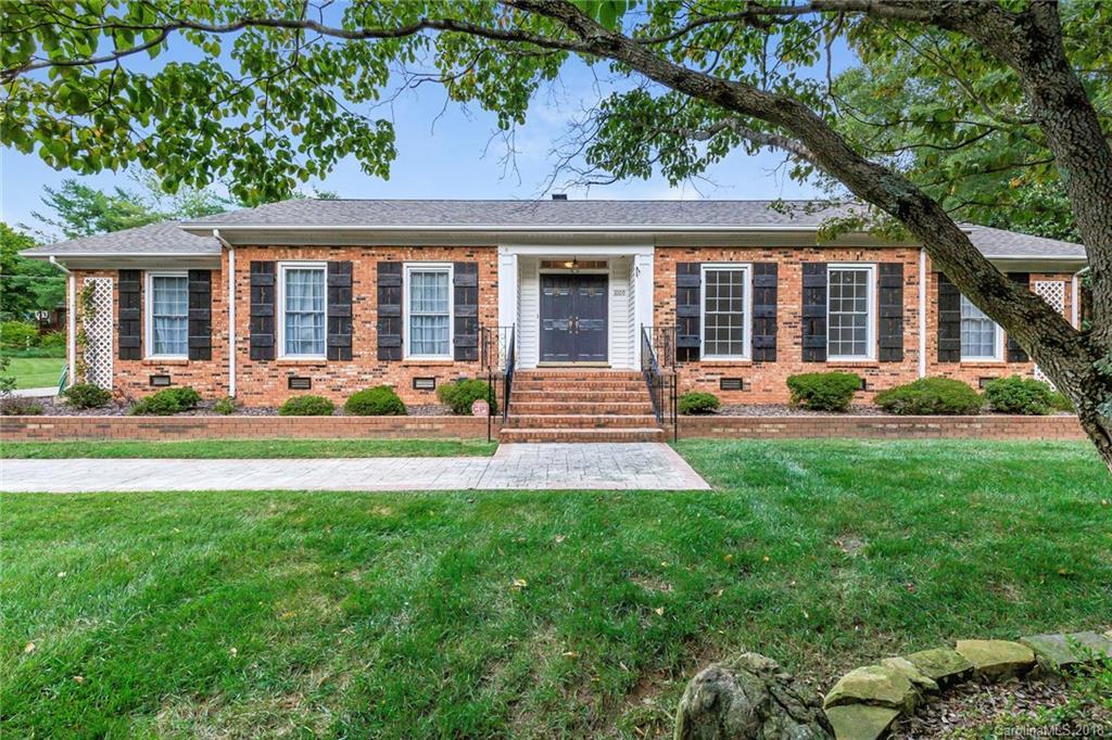 1009 Churchill Rd. #8, Davidson, NC 28036