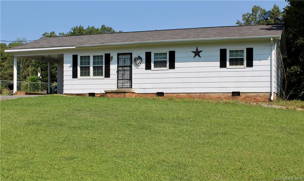 5440 Glenview Dr., Hickory, NC 28602