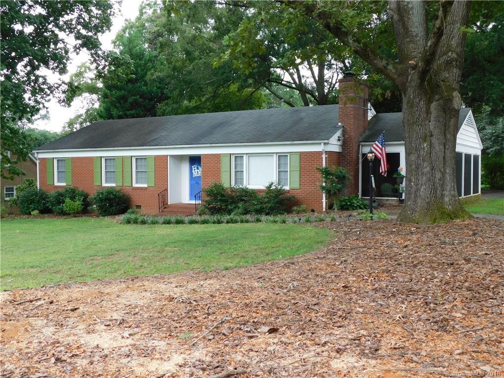 363 Idlewood Dr., Kannapolis, NC 28083