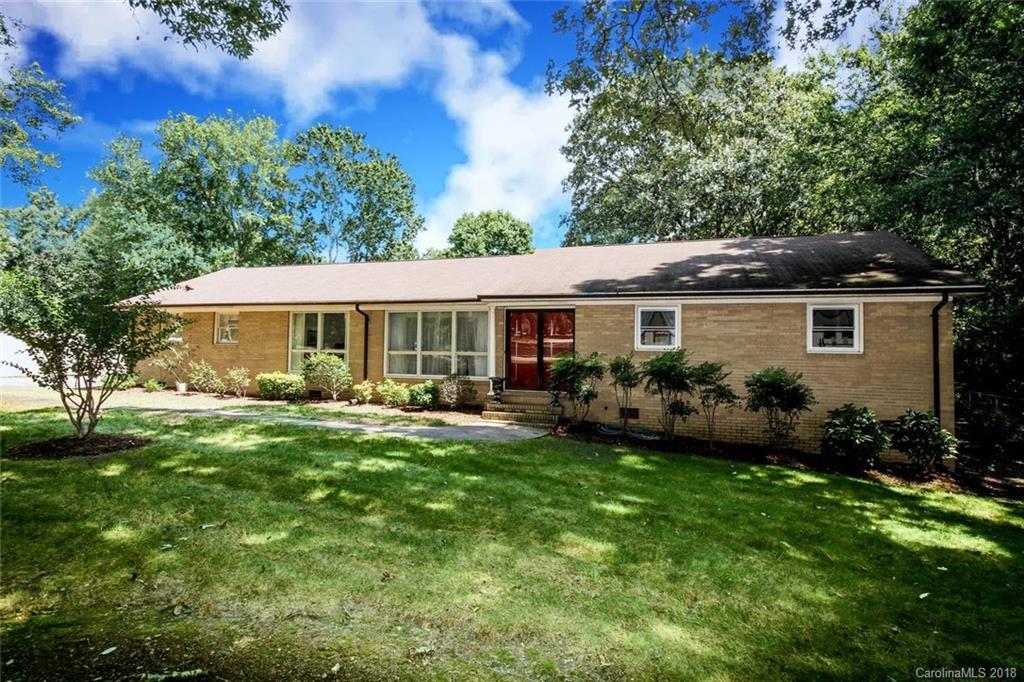 135 Keowee Cir., Indian Trail, NC 28079