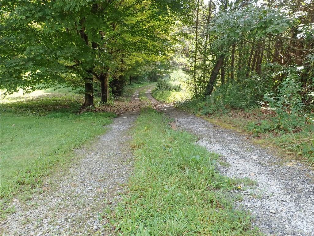 40 Savage Ln. #6, Hendersonville, NC 28791