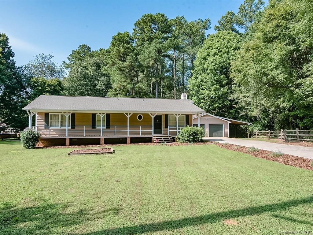 5153 Driftwood Dr., Davidson, NC 28036