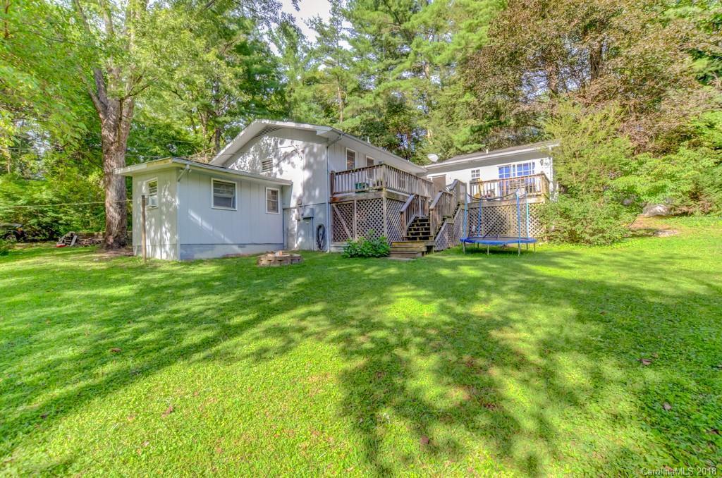 1004 Lower Sylvan Ter., Hendersonville, NC 28791