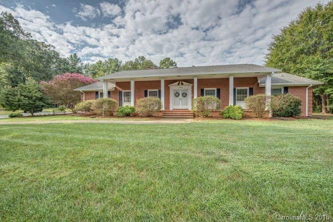 1009 W Marion St., Shelby, NC 28150