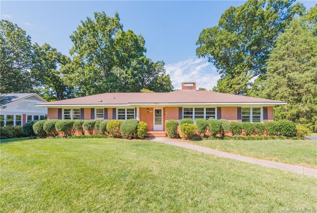 6014 Deveron Dr., Charlotte, NC 28211