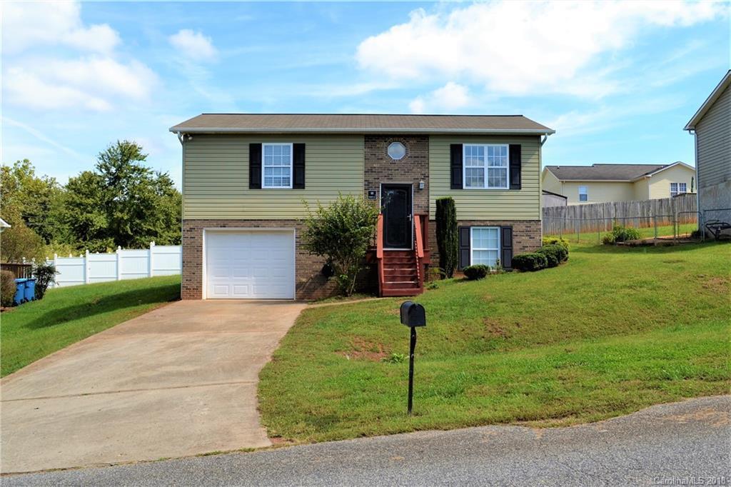 68 Serenity Ln. #32, Hickory, NC 28601