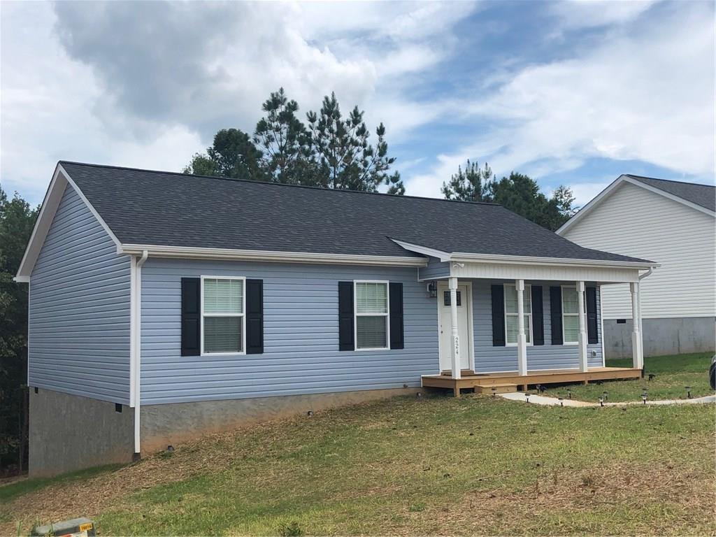 224 Alexander Heritage Dr., Hickory, NC 28601