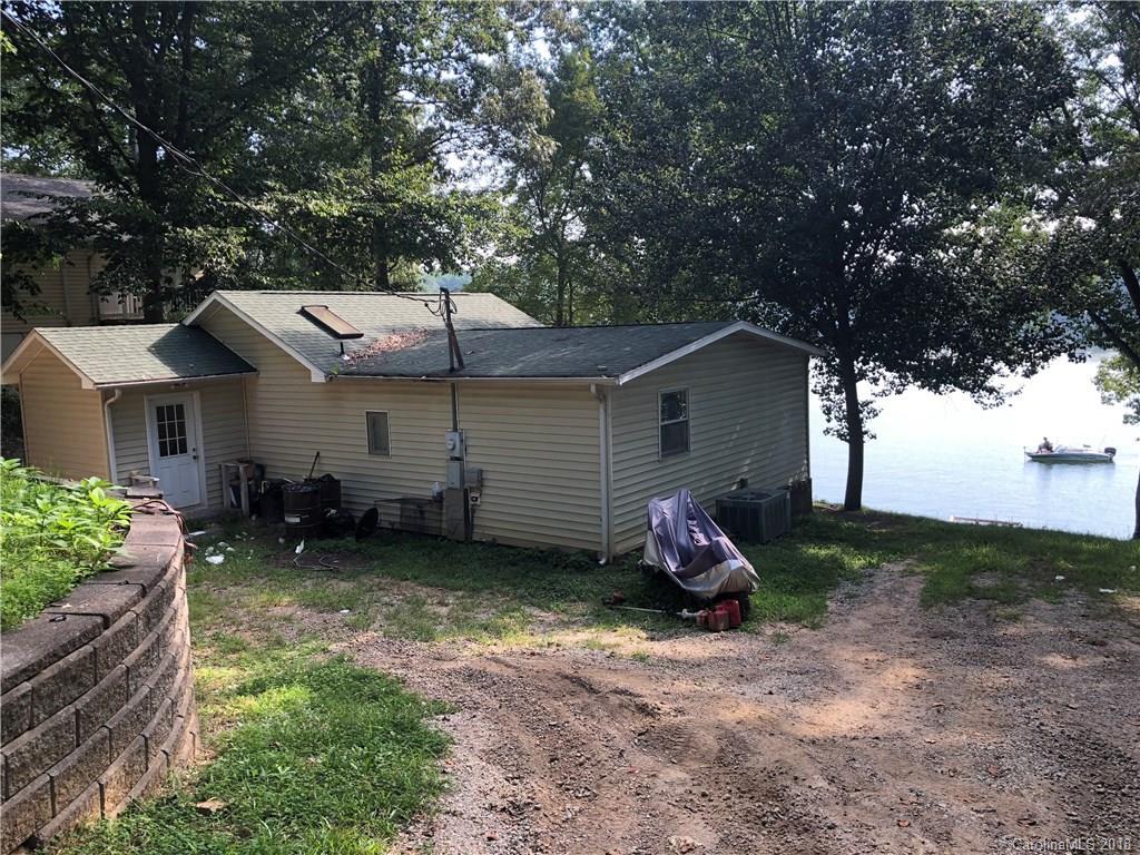 3806 Landmark Dr., Sherrills Ford, NC 28673