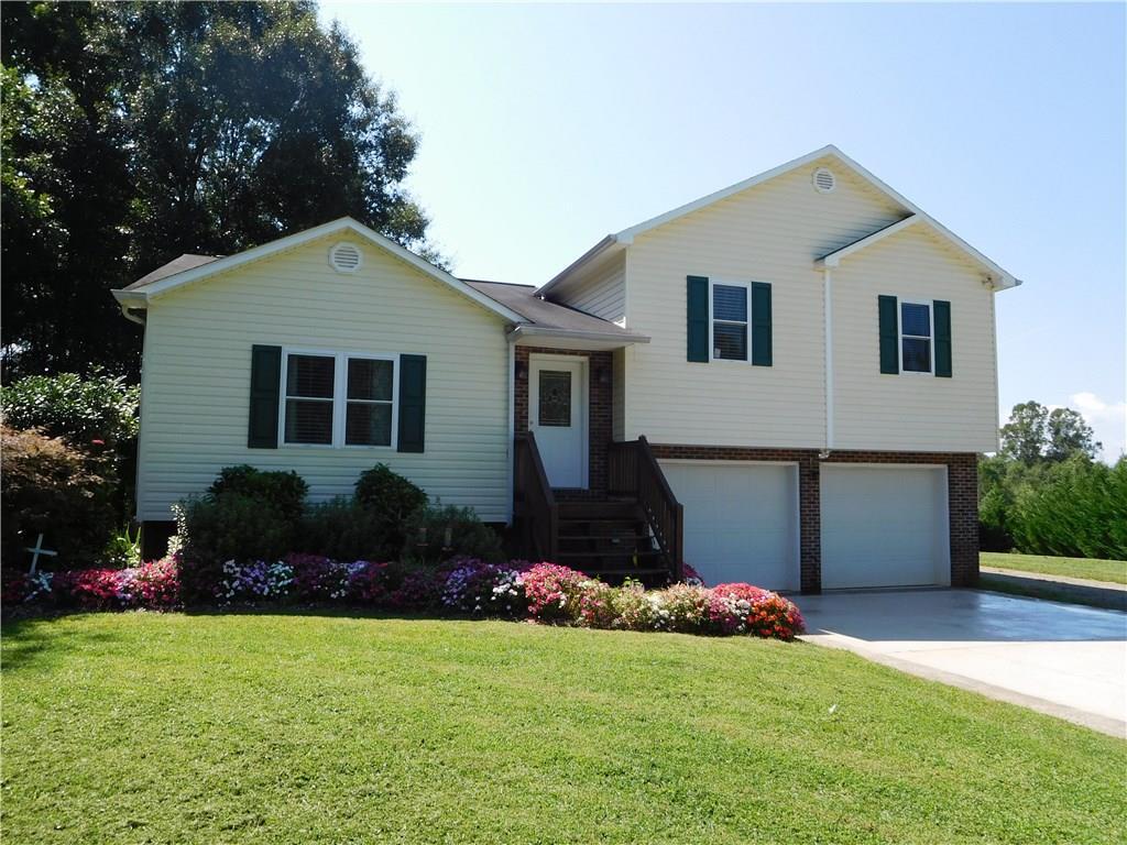 2848 E T Camp Rd., Morganton, NC 28655