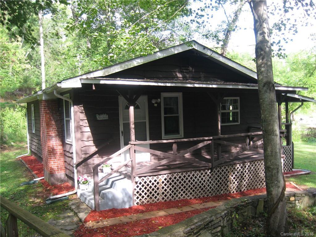 164 Rogers Cove Rd., Waynesville, NC 28786