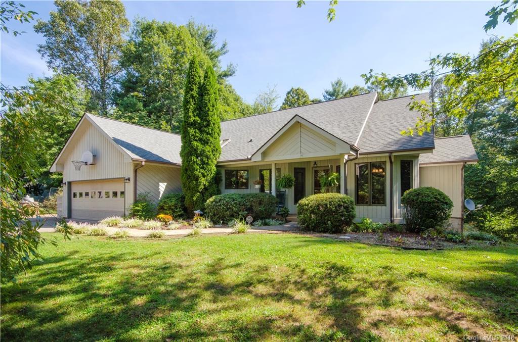 45 England Woods Dr., Weaverville, NC 28787