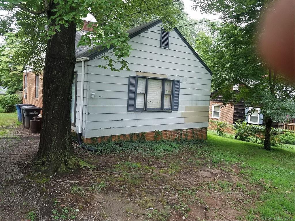 369 Westwood Dr., Statesville, NC 28677