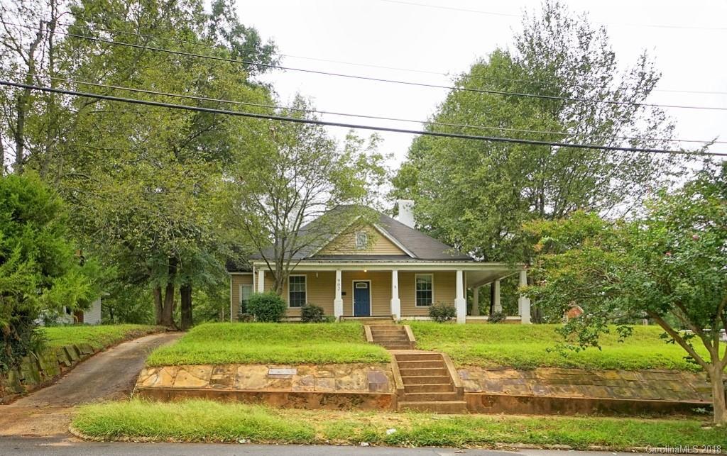 902 W End Ave., Statesville, NC 28677