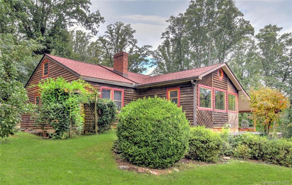114 Walker St., Black Mountain, NC 28711