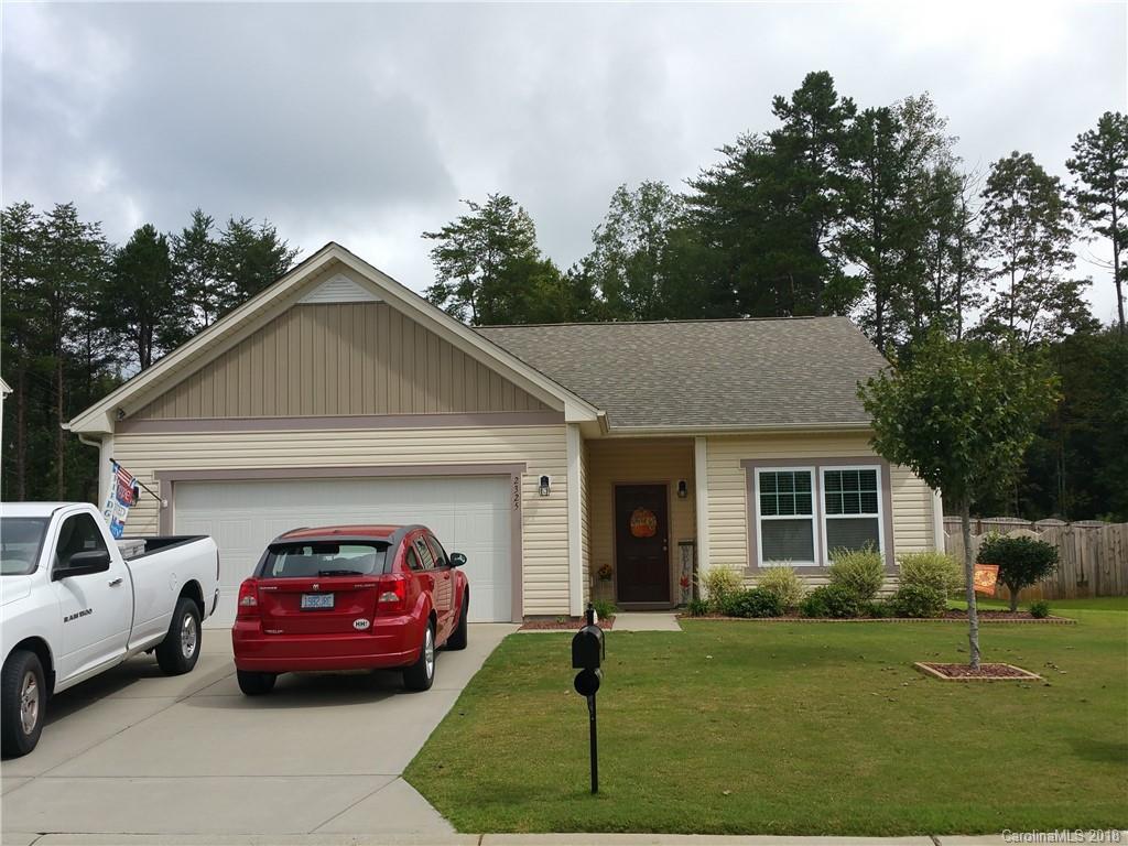 2325 Lake Vista Dr., Mount Holly, NC 28120