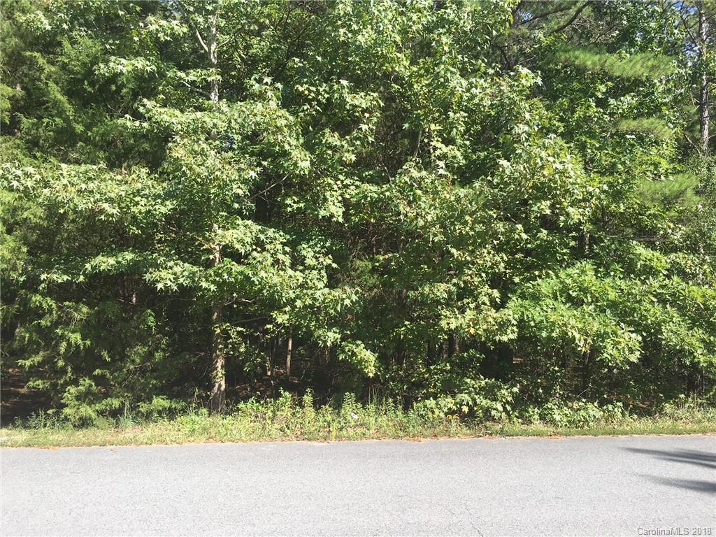 54 Pawnee Tr., Matthews, NC 28104