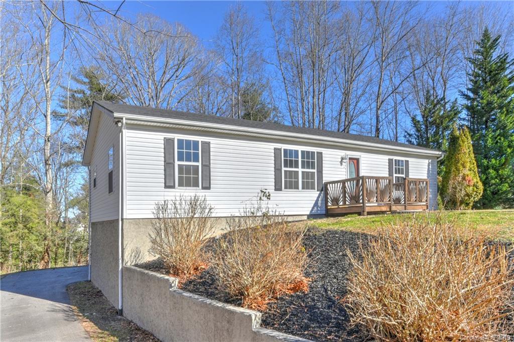 5 Bonnie View Dr., Leicester, NC 28748