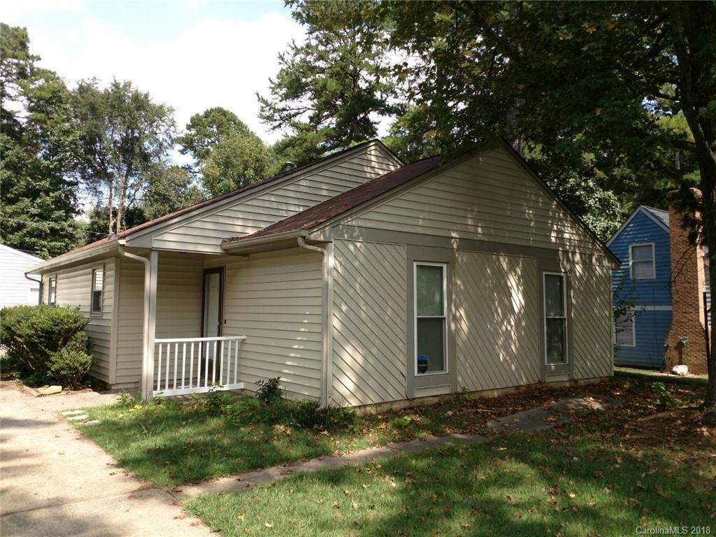 6313 Woodthrush Dr., Charlotte, NC 28227