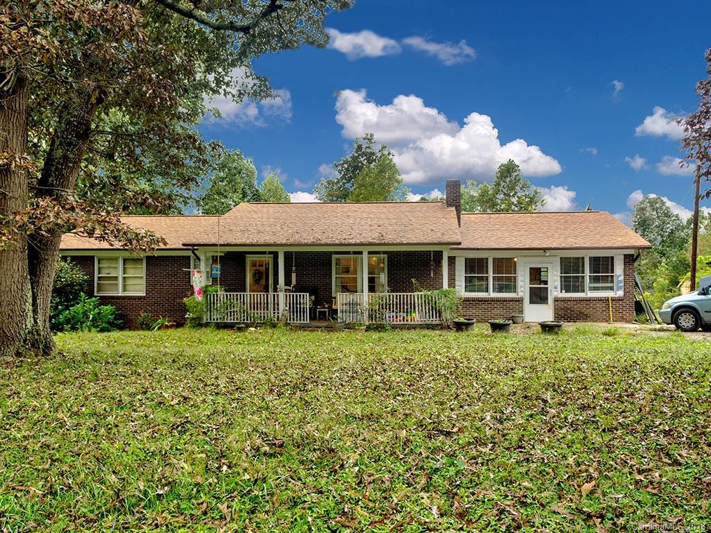 157 Osborne Ln., Statesville, NC 28625