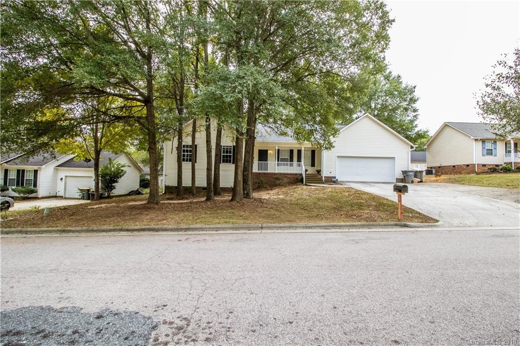 1614 Barbara Ann Cir., Kannapolis, NC 28083