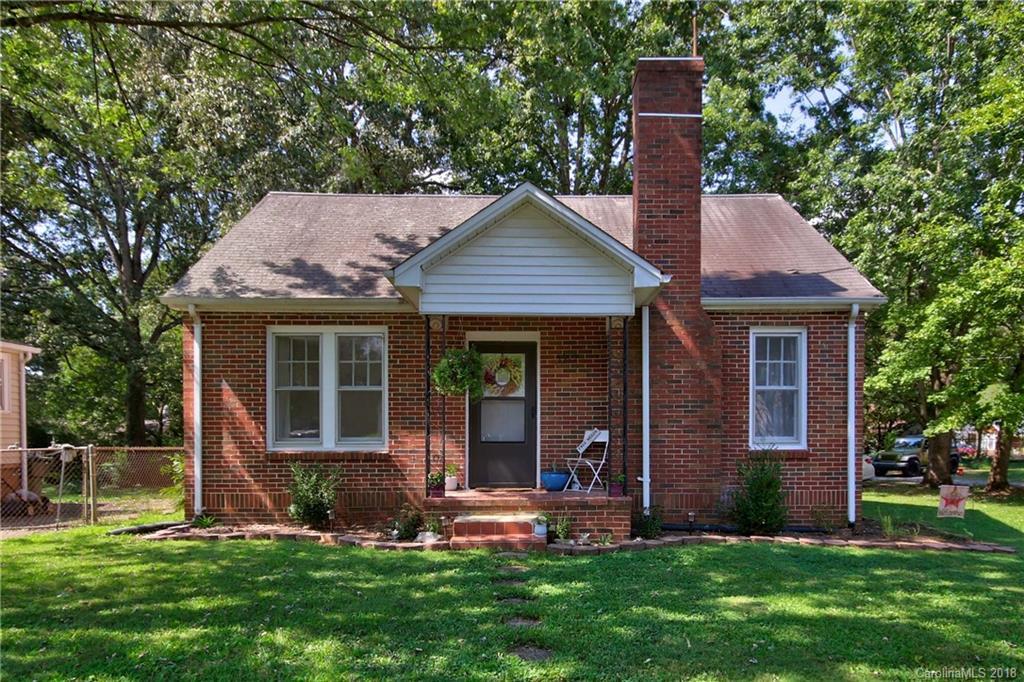 1217 11th St., Hickory, NC 28601