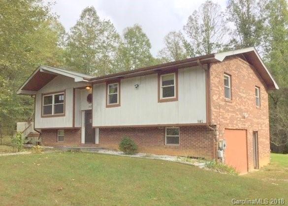 142 Meadow Woods Dr., Hendersonville, NC 28792