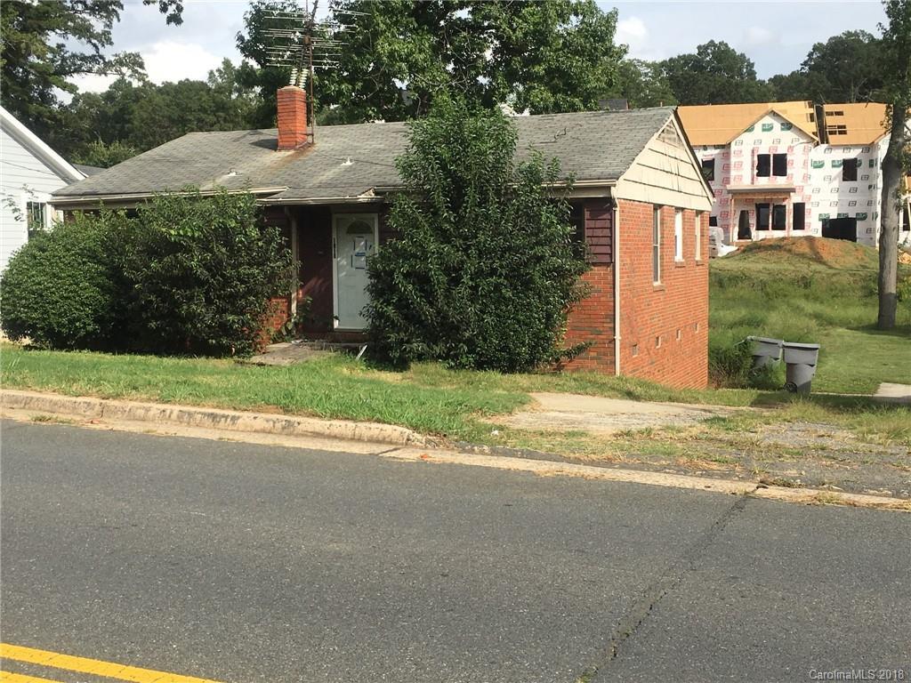 1510 Hawthorne Ln., Charlotte, NC 28205