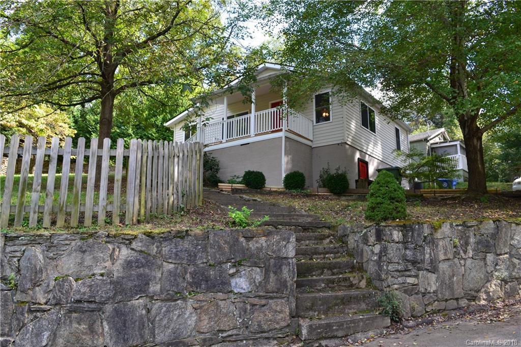 6 Arbutus Rd., Asheville, NC 28805