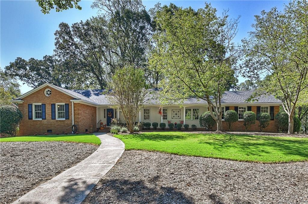 700 Peranna Pl., Charlotte, NC 28211