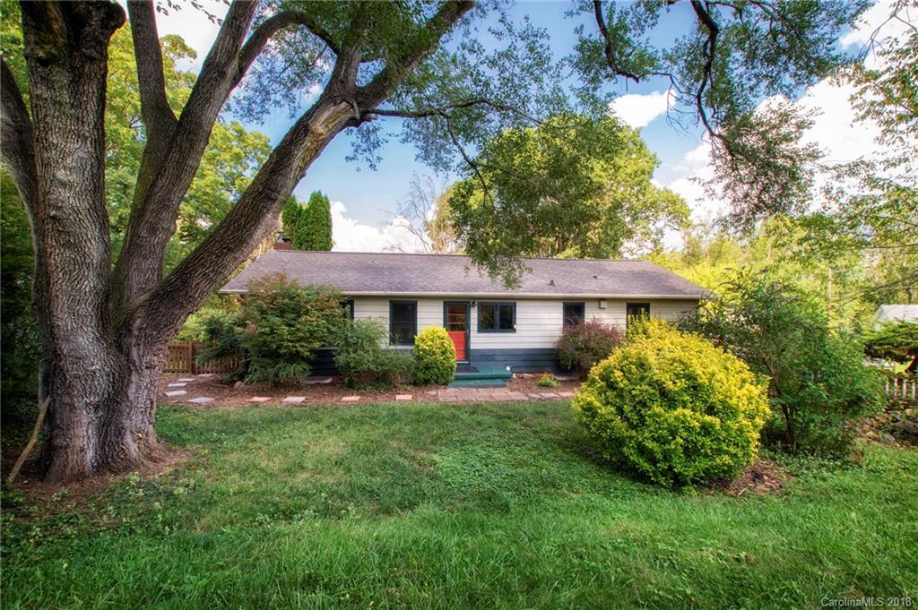 2 Winnfred St., Asheville, NC 28806