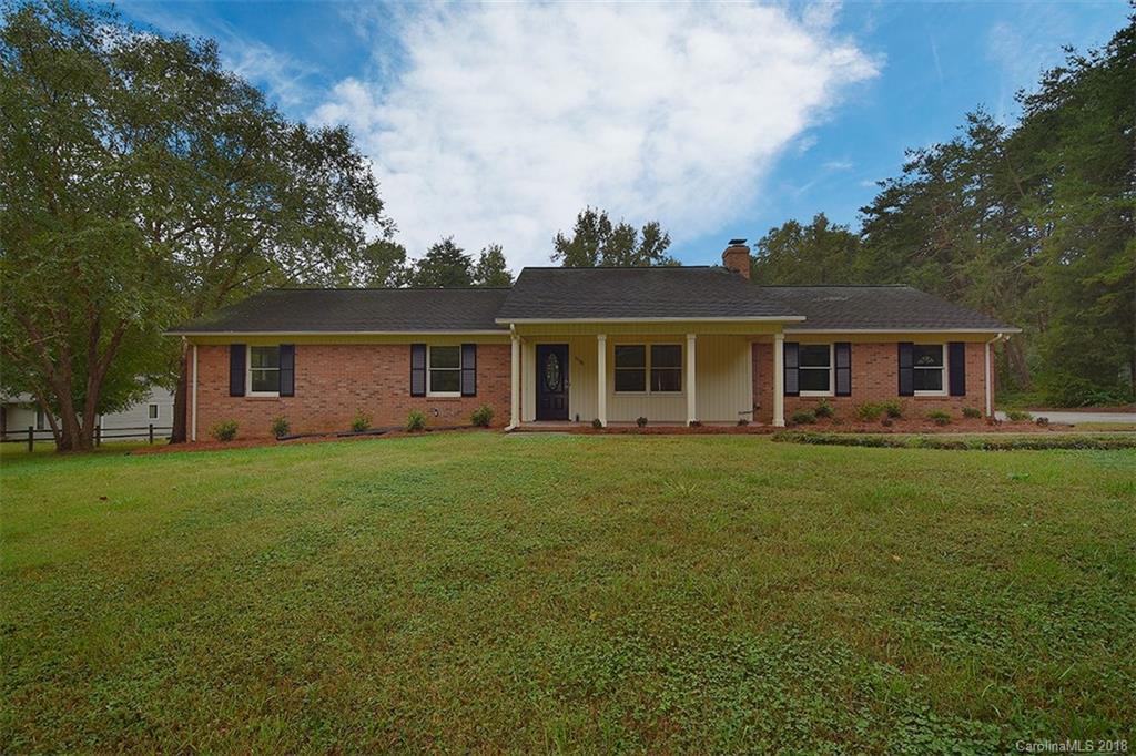 2590 Lake Shore Rd., Denver, NC 28037