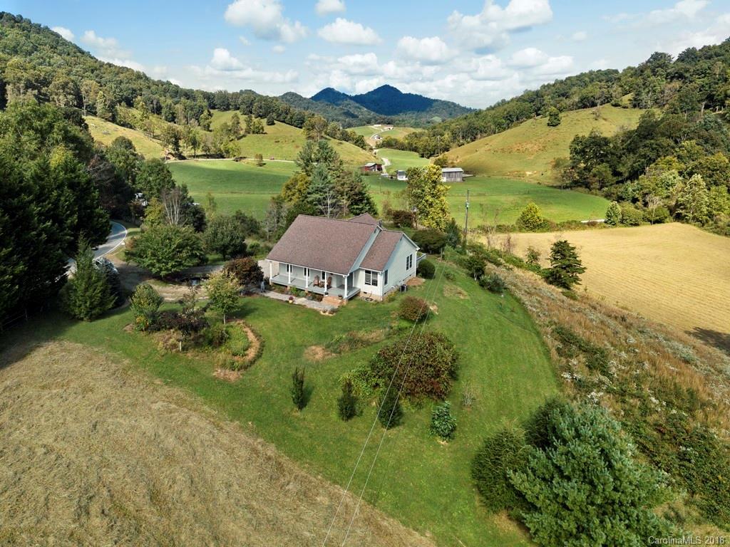 576 N Turkey Creek Rd., Leicester, NC 28748