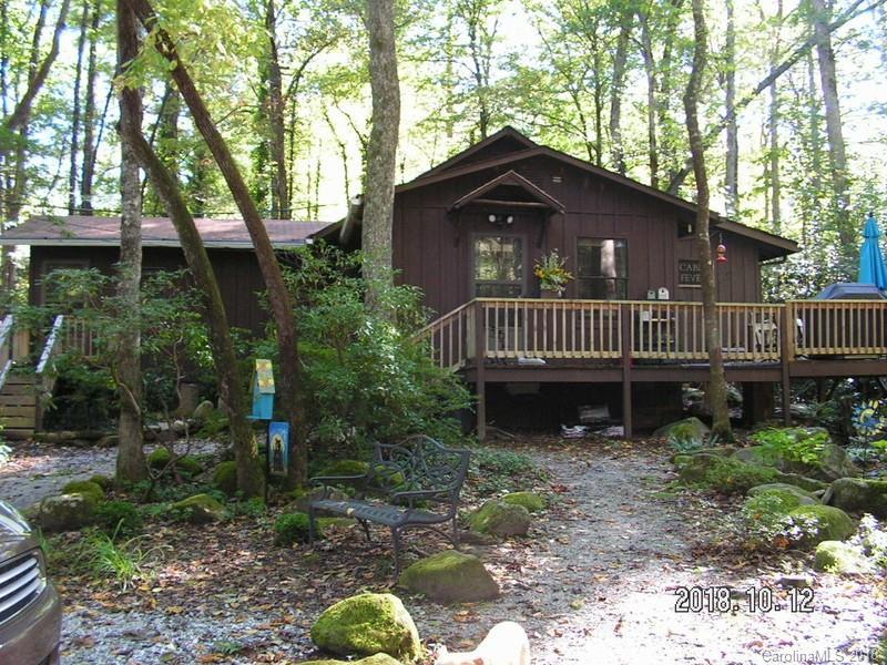 190 Misty Cove Ln., Hendersonville, NC 28739