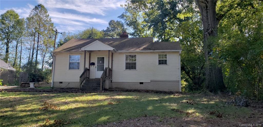 2327 Barringer Dr., Charlotte, NC 28208