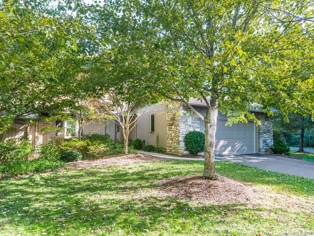 26 Clubside Dr., Asheville, NC 28804