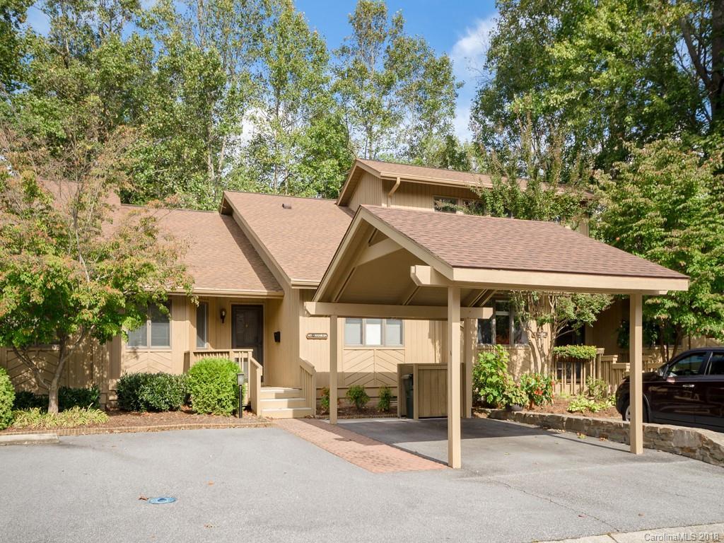 603 Red Oak Dr., Hendersonville, NC 28791