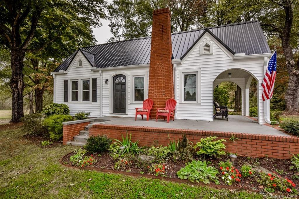 109 Brandy Ln., Statesville, NC 28677