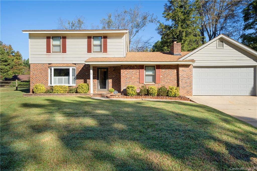 1109 Berry Ridge Rd., Charlotte, NC 28270