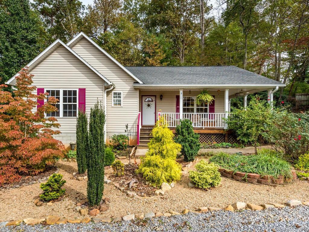 9 Amy's Way, Black Mountain, NC 28711