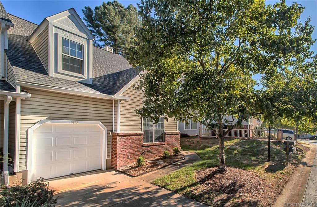 5875 Prescott Ct., Charlotte, NC 28269