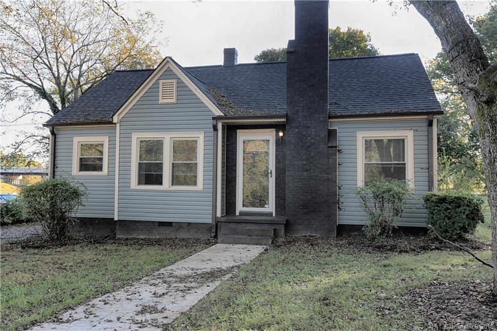 825 7th St., Statesville, NC 28677