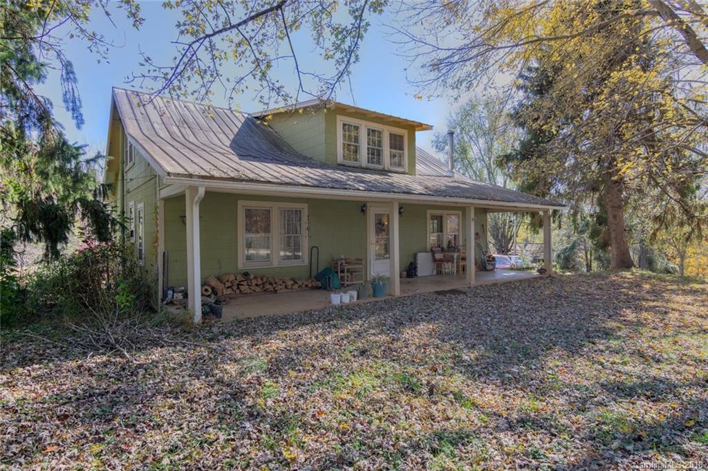 139 Martin Branch Rd., Leicester, NC 28748