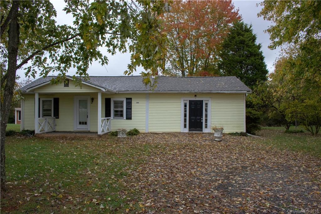 2584 Old Mountain Rd., Statesville, NC 28625