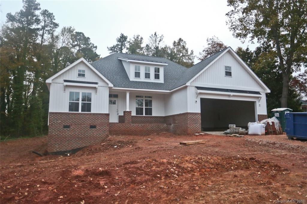 306 Larry Dr., Kannapolis, NC 28083