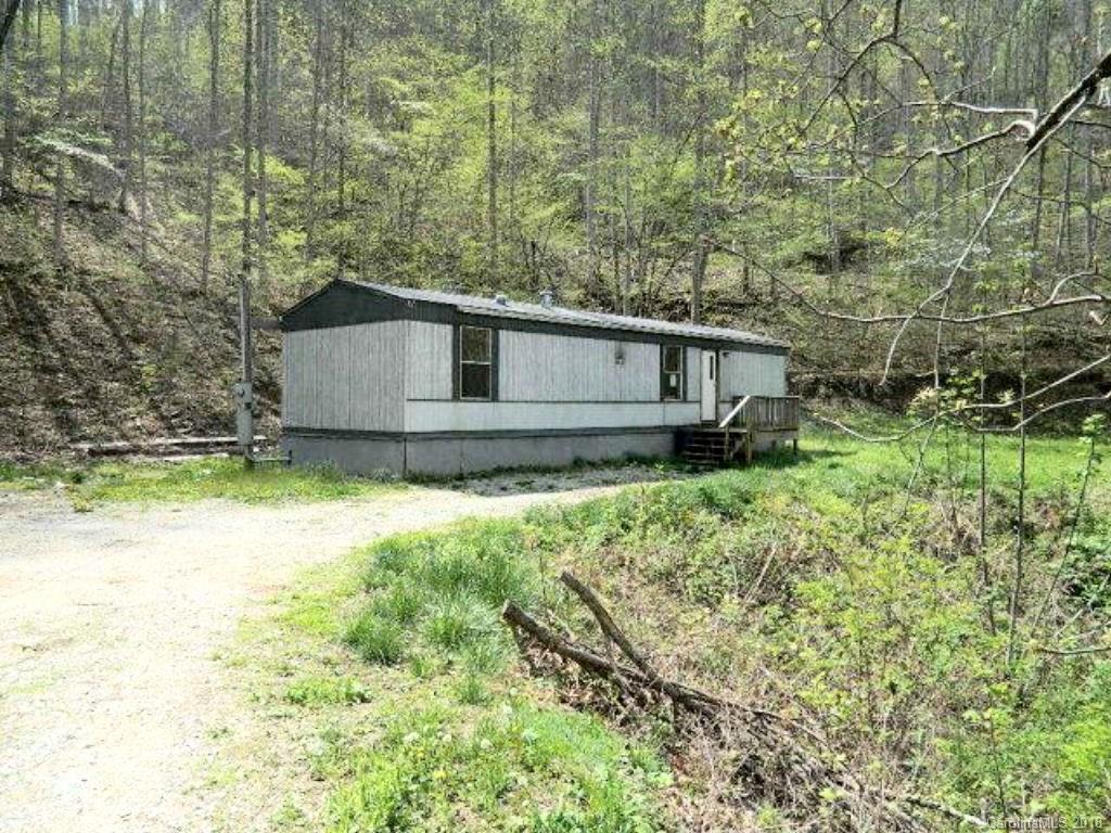 220 Mountain Spring Rd., Bryson City, NC 28713