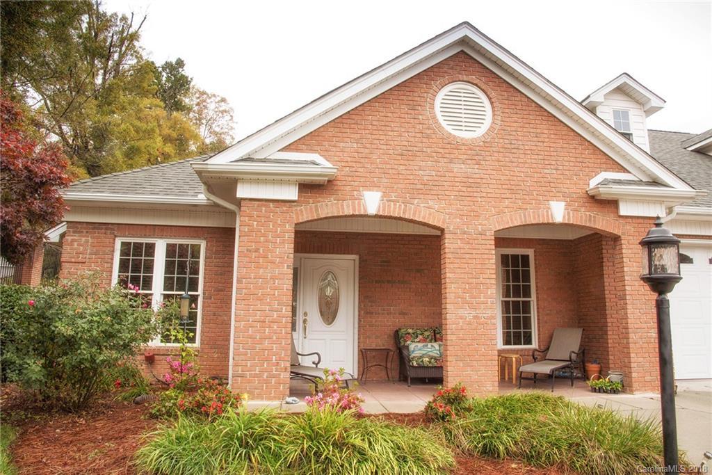 412 Knops Nob Rd., Mooresville, NC 28115