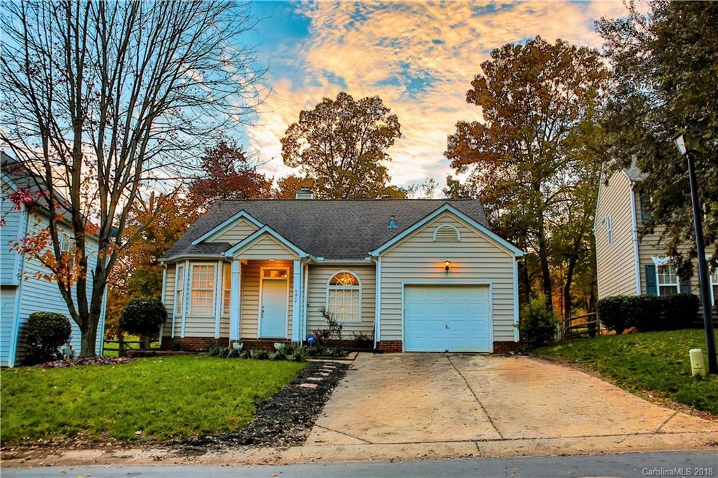 6217 Spanish Moss Ln., Charlotte, NC 28262